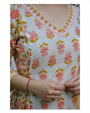 Women's Beautiful Block Print Nyra-Cut Kurta Pant & Dupatta Set