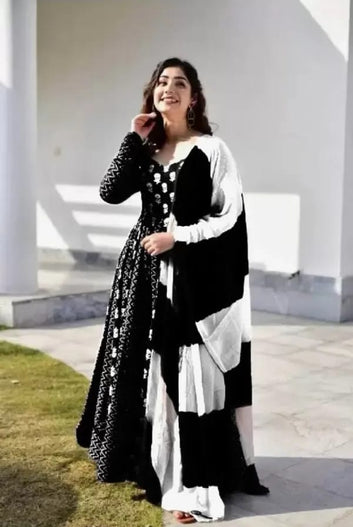 Women's Cotton Blend Gown And Dupatta Set