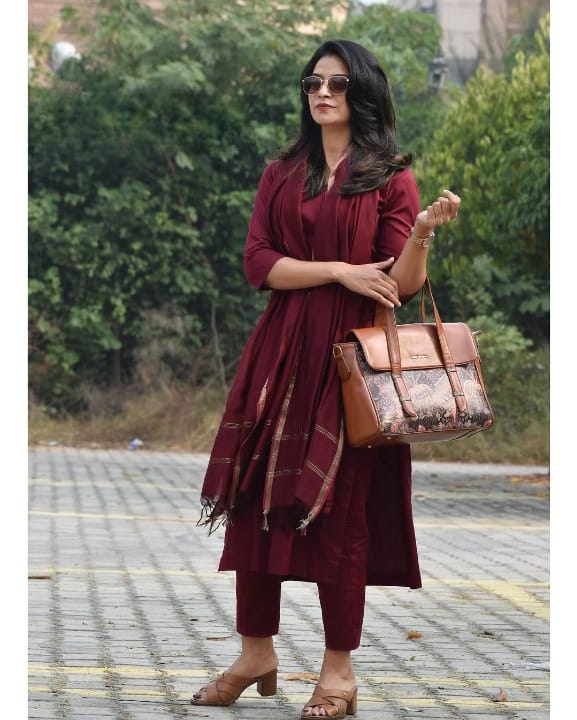 Maroon Cotton Plain Kurti Pant Set with Chanderi Dupatta For Women