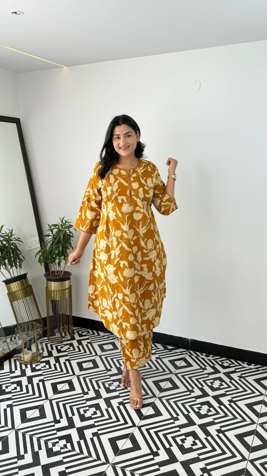 Yellow Floral Vine Print Kurta Pant Set with Lace Detail For Women