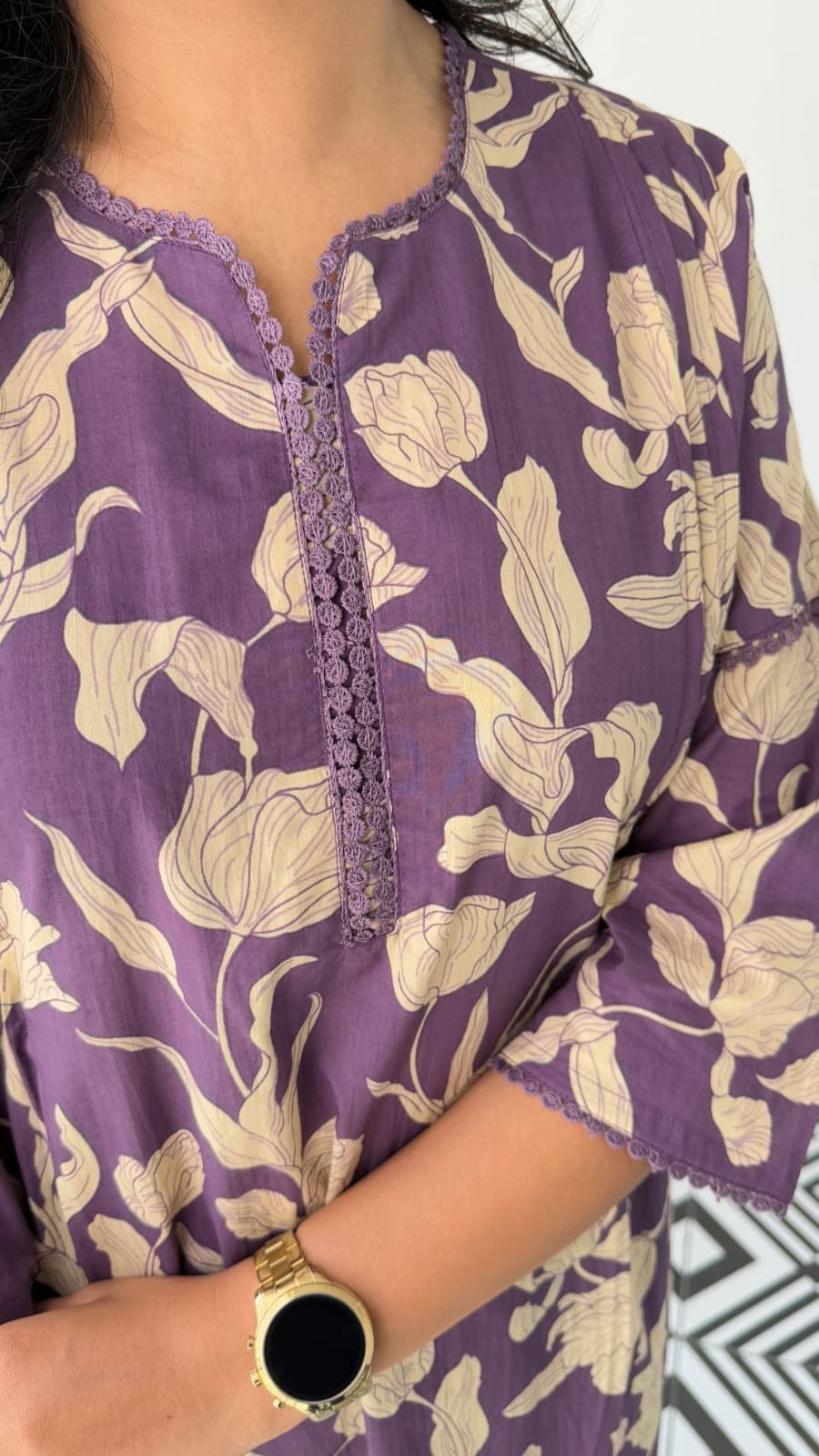 Lavender Cotton Floral Vine Print Kurta Pant Set with Lace Detail For Women