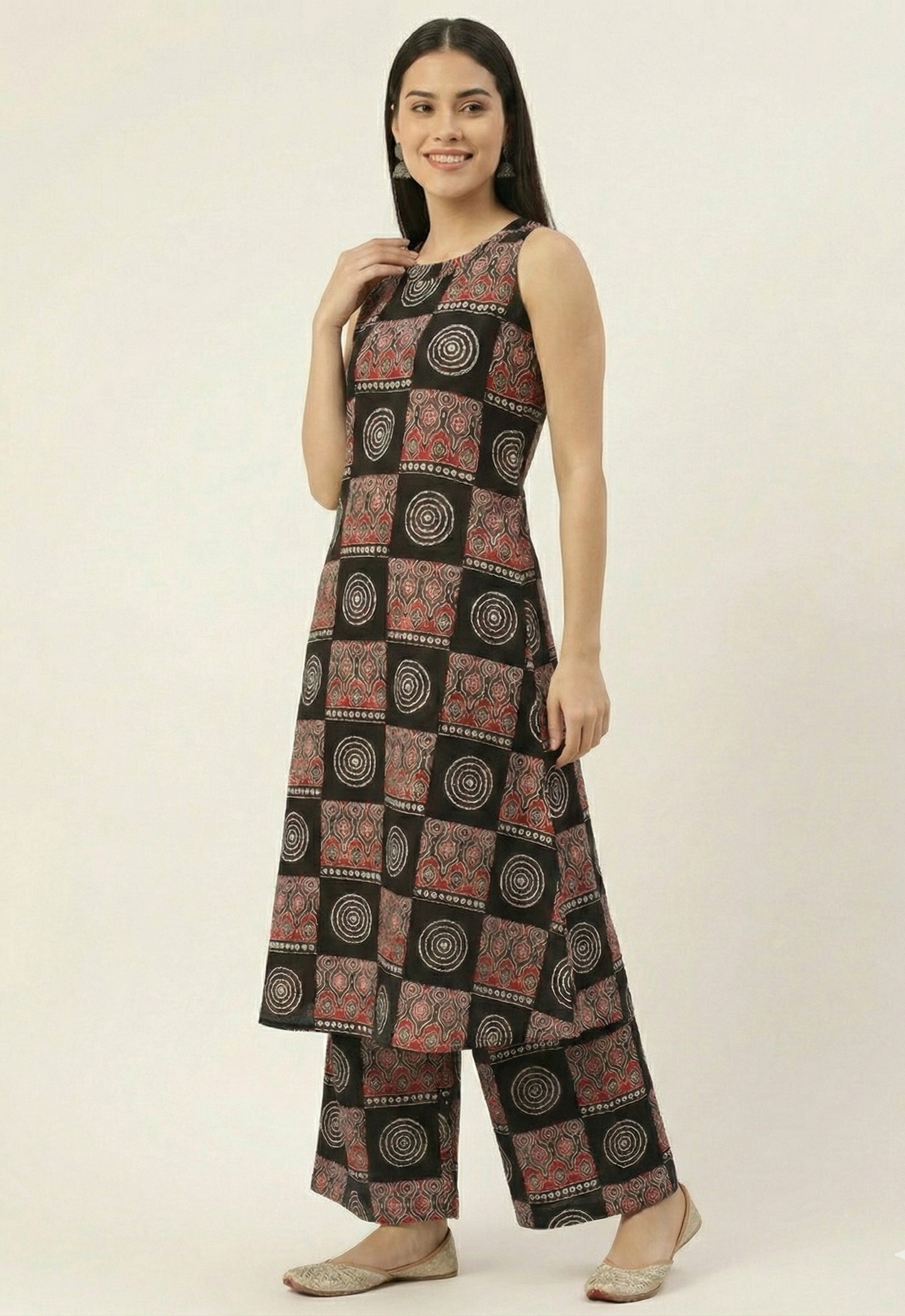 Black & Red Cotton Geometric Block Print Sleeveless Kurta with Palazzo Set For Women