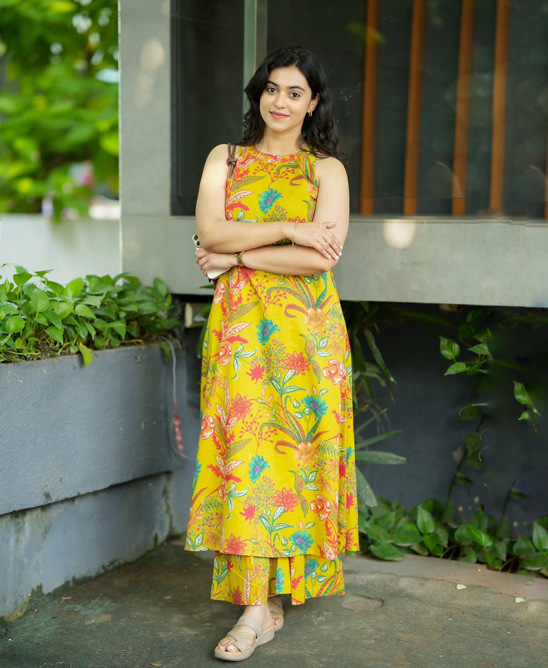 Yellow Cotton Floral Print Sleeveless Kurta And Pant Set For Women