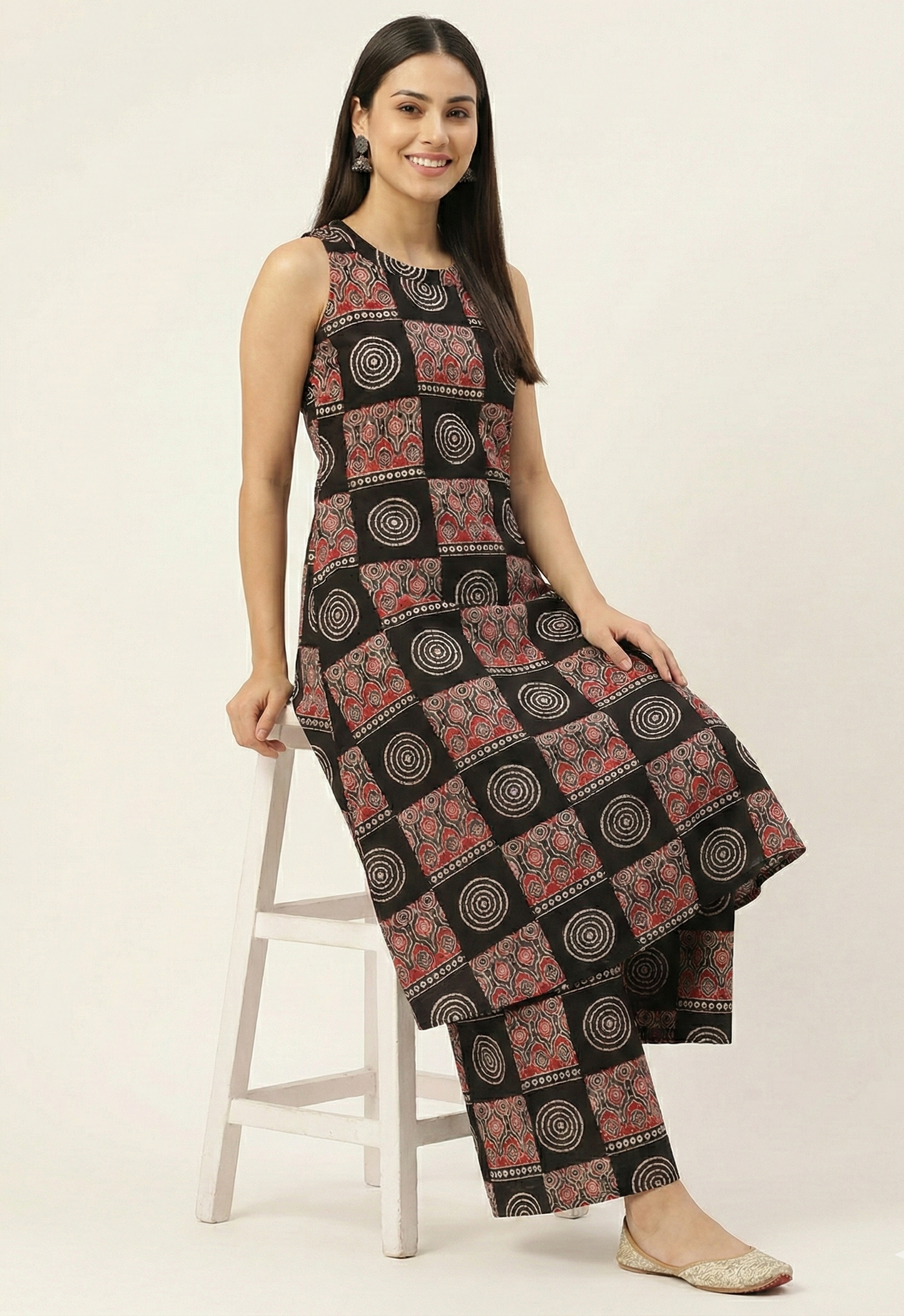 Black & Red Cotton Geometric Block Print Sleeveless Kurta with Palazzo Set For Women