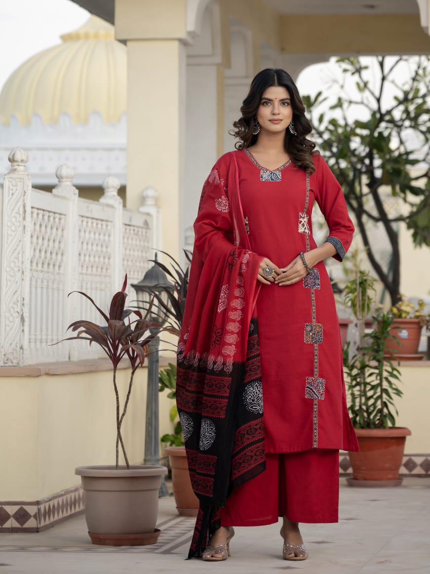 Classic Red Cotton Patch Detailing Kurta Set with Dupatta For Women