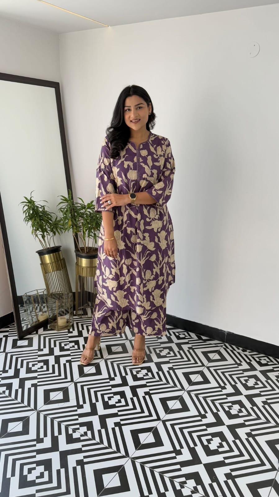 Lavender Cotton Floral Vine Print Kurta Pant Set with Lace Detail For Women